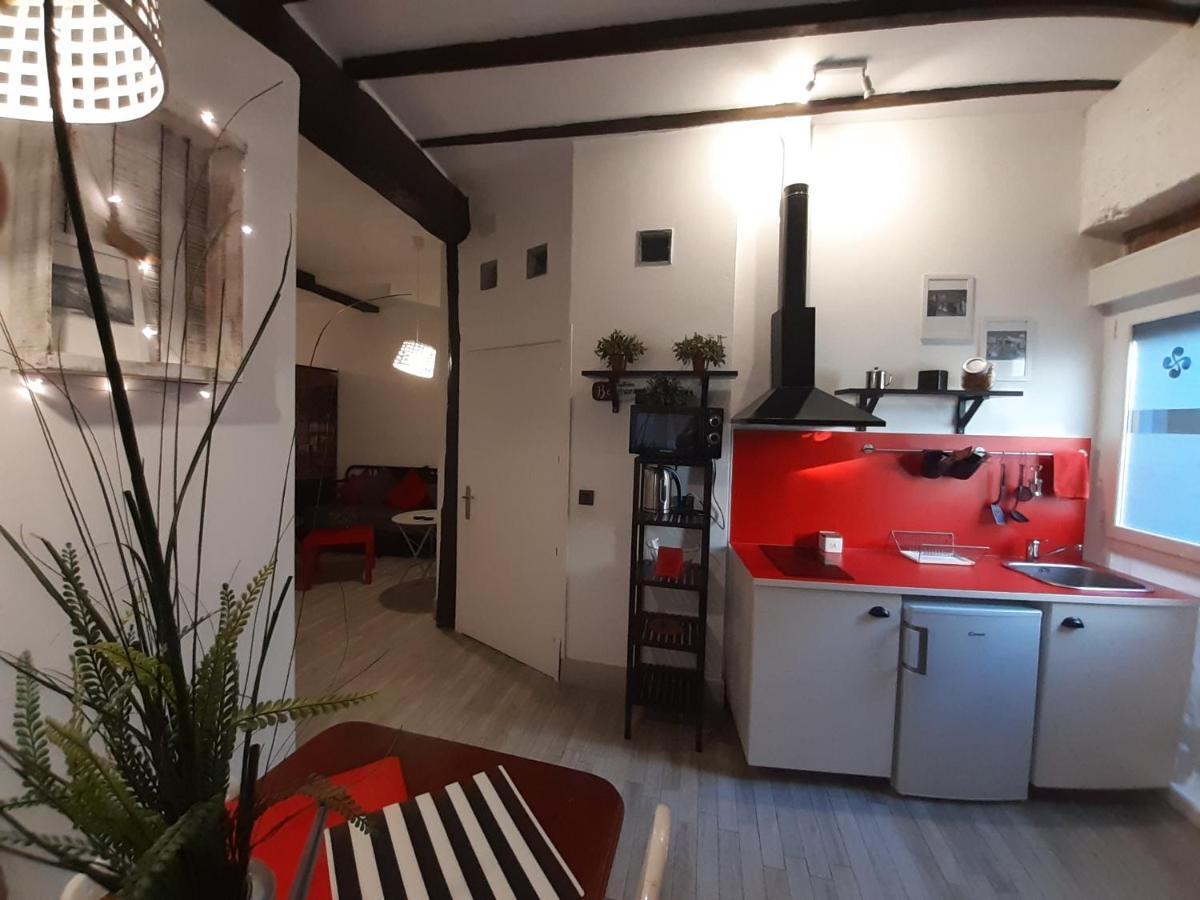 Andra Mari Apartamentu Turistikoak Бермео Экстерьер фото